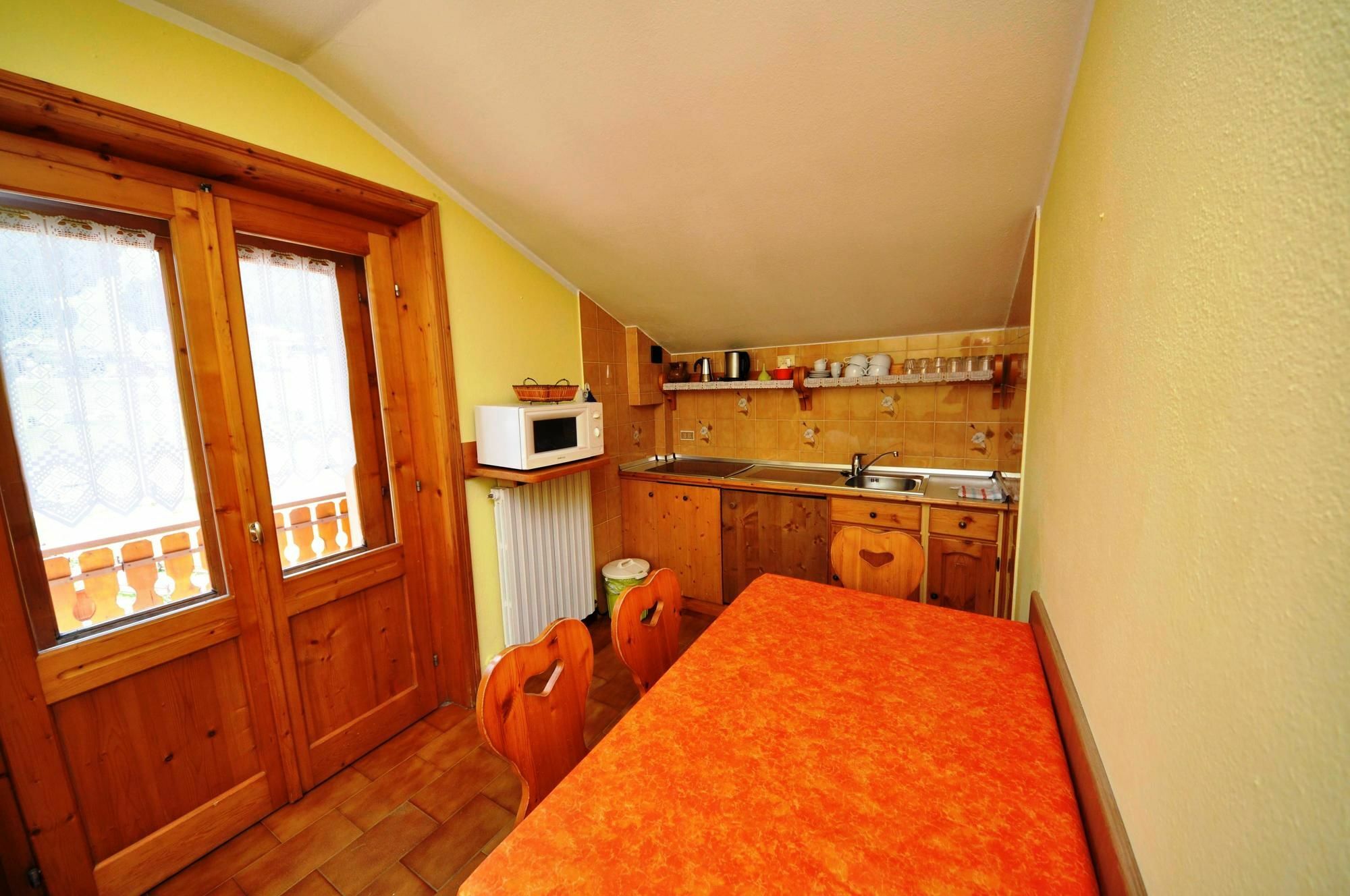 Residence Casa Longa By Livigno Accomodation Ngoại thất bức ảnh