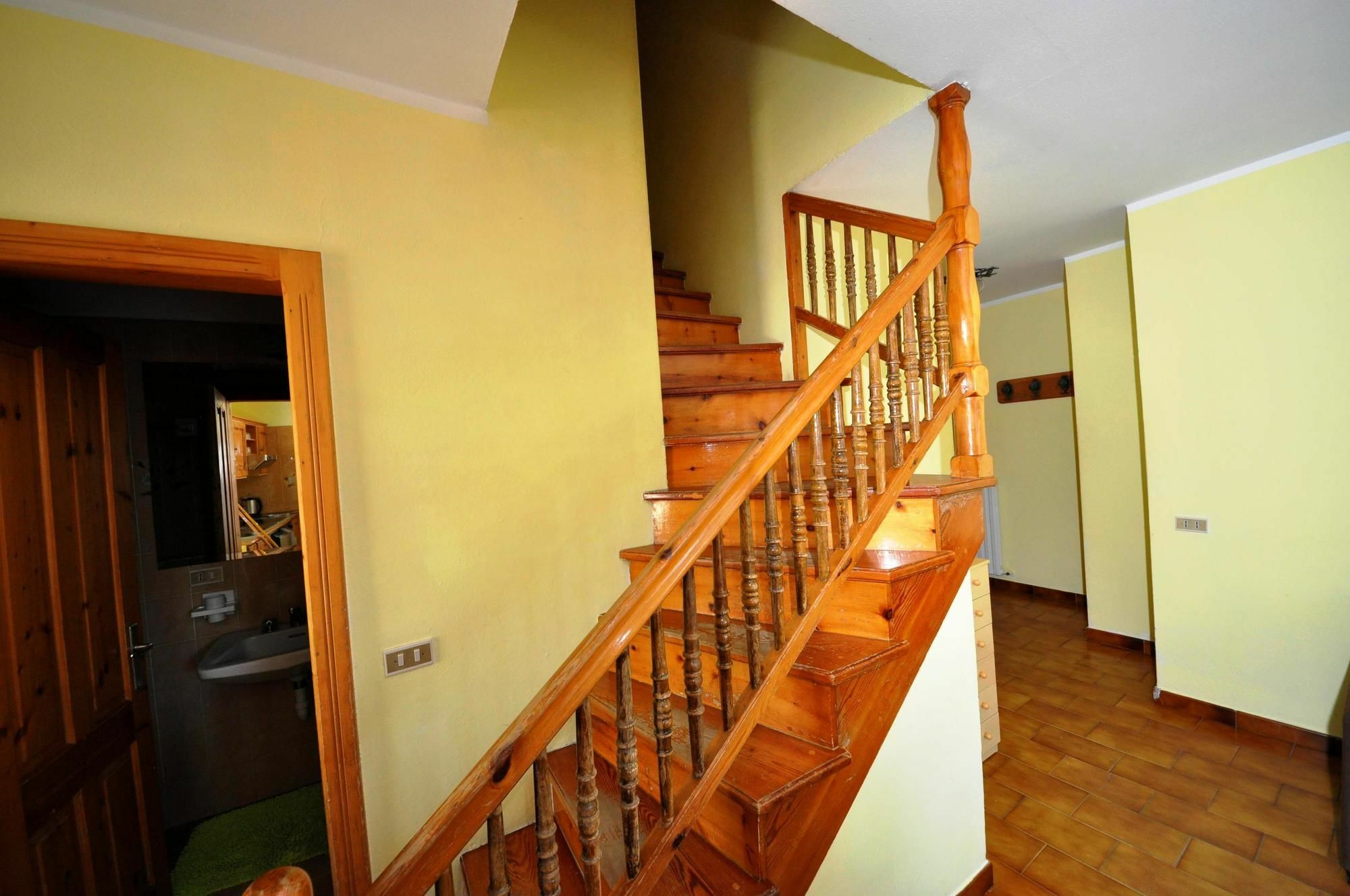 Residence Casa Longa By Livigno Accomodation Ngoại thất bức ảnh