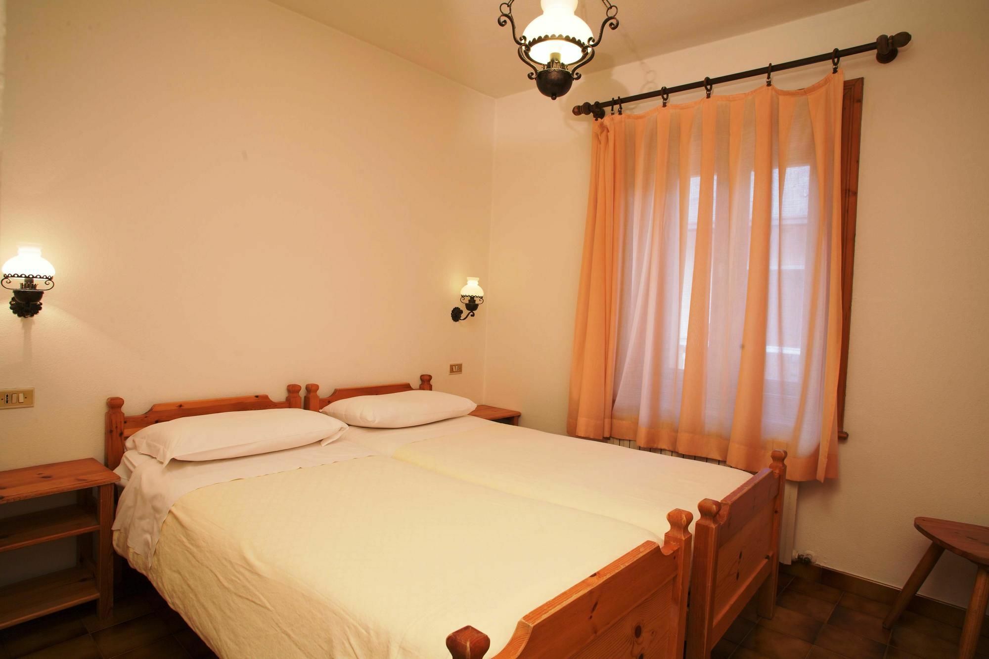 Residence Casa Longa By Livigno Accomodation Ngoại thất bức ảnh