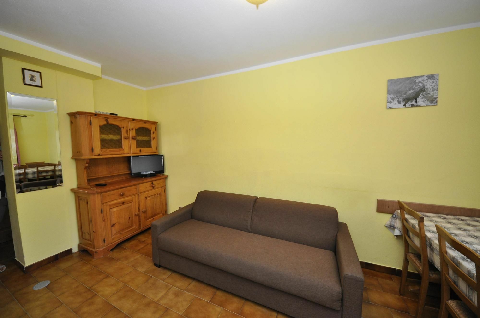 Residence Casa Longa By Livigno Accomodation Ngoại thất bức ảnh
